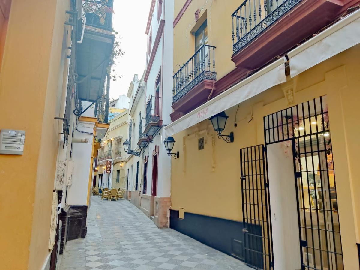 Homeyseville-preciosa Casa Santa Cruz 7pers Parking Optional Sevilla